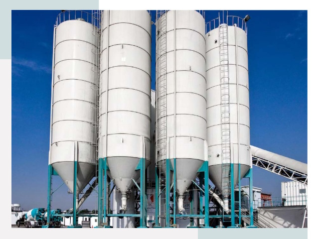 Строительство цементных силосов в Соколе