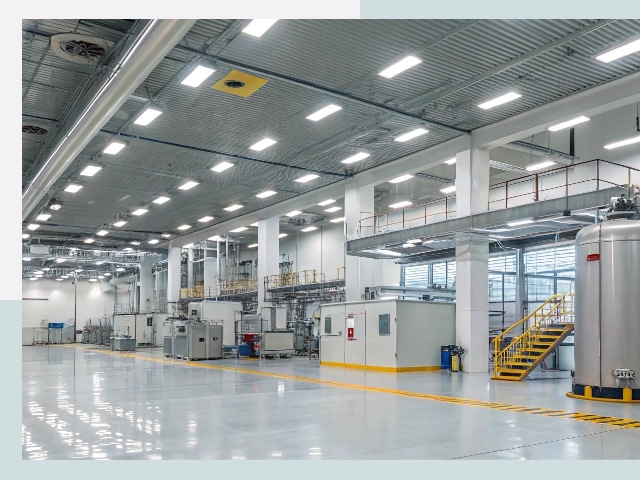 Освещение ангаров в Соколе от 625 руб. - Эффективные решения